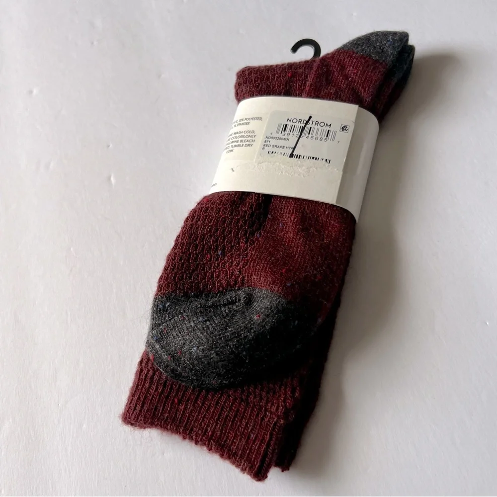 NORDSTROM MENS CREW SOCKS ACRYLIC/WOOL BLEND RED GRAPE HEATHER OS NWT
